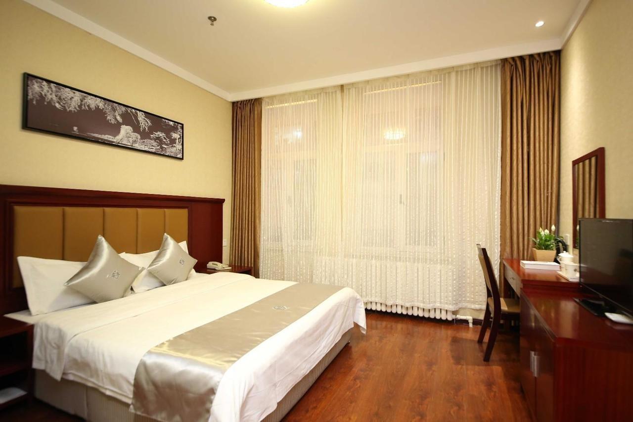 Chonpines Hotel Чанчунь Екстер'єр фото
