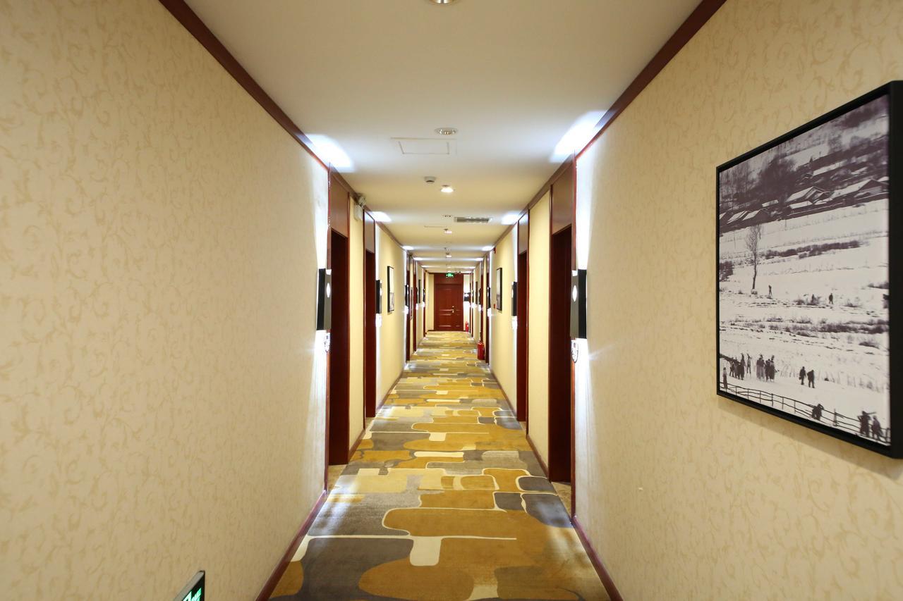 Chonpines Hotel Чанчунь Екстер'єр фото