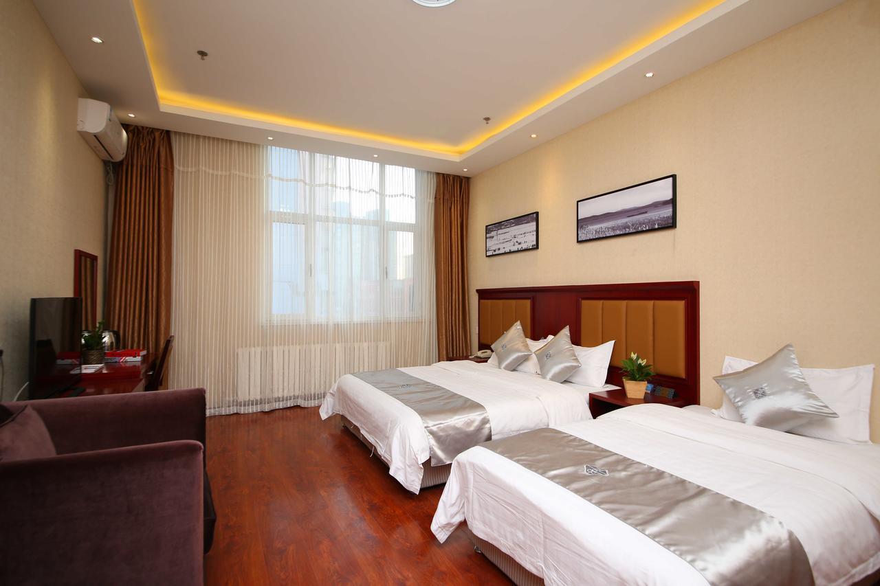 Chonpines Hotel Чанчунь Екстер'єр фото